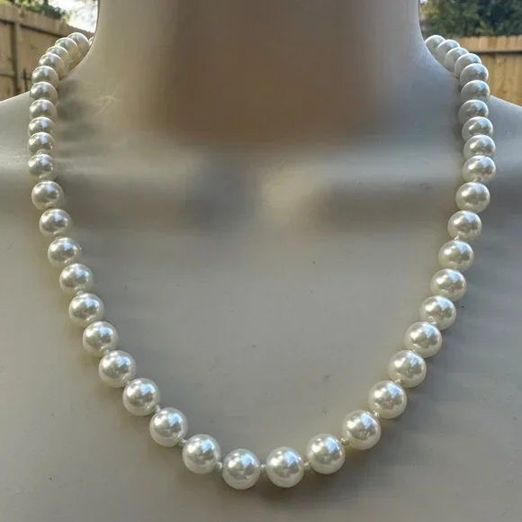 Vintage Bridal Jewelry Knotted Pearl Necklace Mother of the Bride Wedding - Picture 1 of 7
